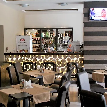 ホテル Borovets Green Hotel ボロヴェッツ