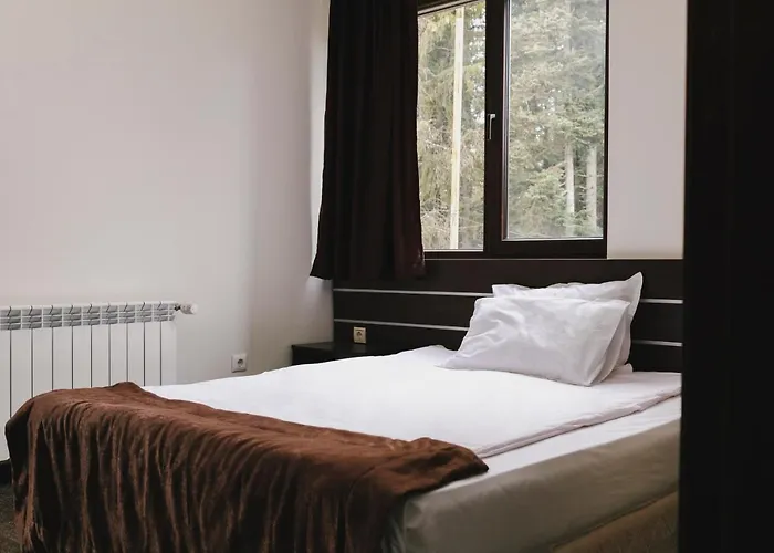 грийн Хотел